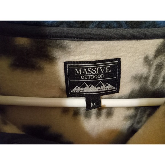 Massive Outdoor Sweater Mens Medium Aztec Fleece White 1/4 Button Long Sleeve - Picture 8 of 11